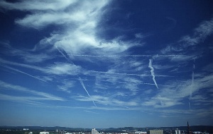 contrails and cirrus clouds