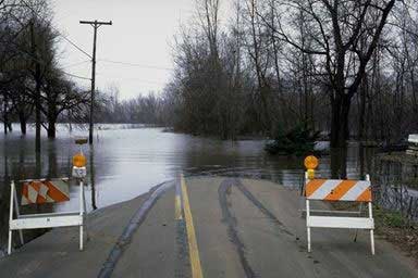 überflutete Straßen
